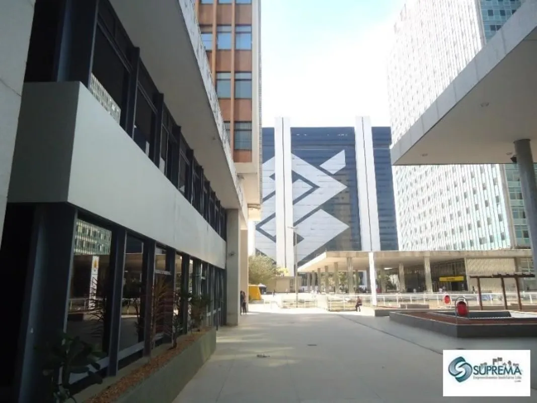 SUPREMA CONSTRUÇÕES E EMPREENDIMENTOS IMOBILIÁRIOS LTDA, APRESENTA:SETOR BANCÁRI...
