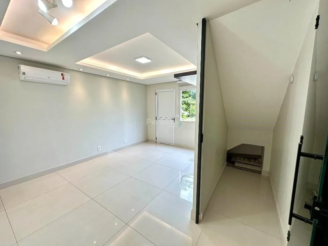 ABAIXOU!!! Ótima Casa de 2 quartos na QC 15 localizada no Jardins Mangueiral Por...