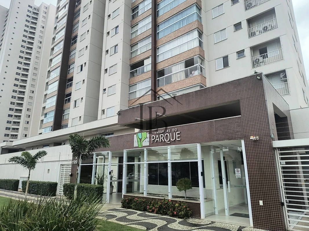 Apartamento a Venda no Parque Cascavel02 Suítes plenasLavaboCompleto em Armários...