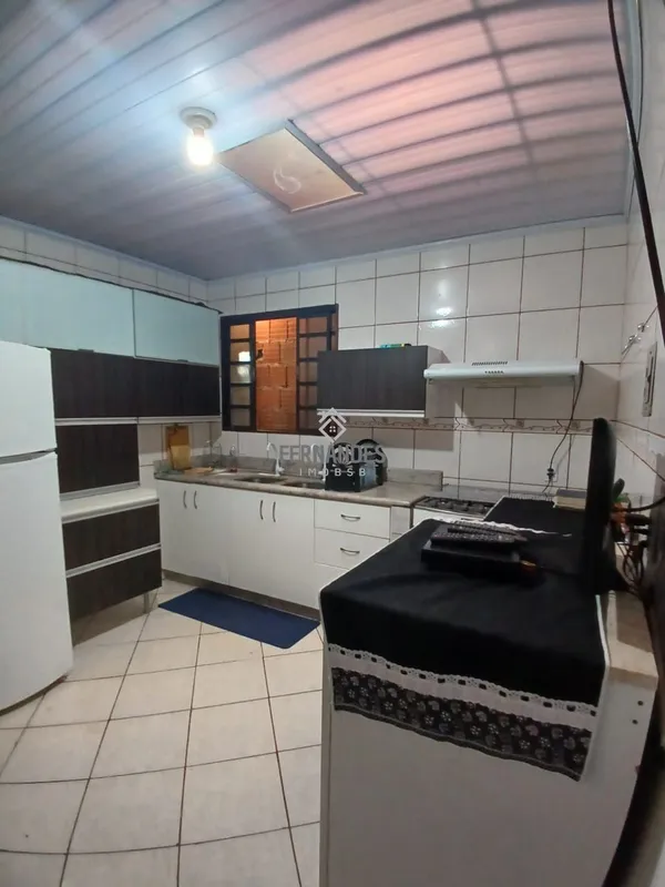 Casa à venda na Qr 409, com escritura, excelente custo-benefício e pronta para n...