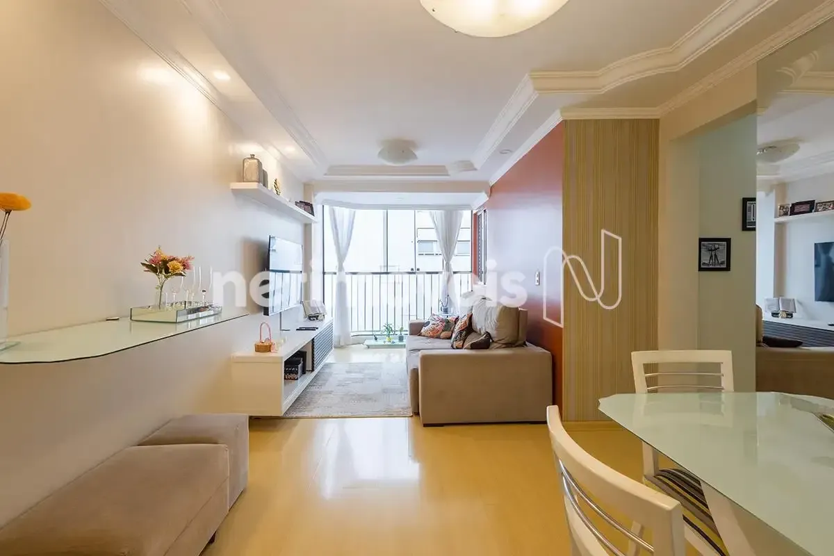 APARTAMENTO COM 03 QUARTOS - QI 25 - GUARÁ IIUma ótima localização com comércio ...