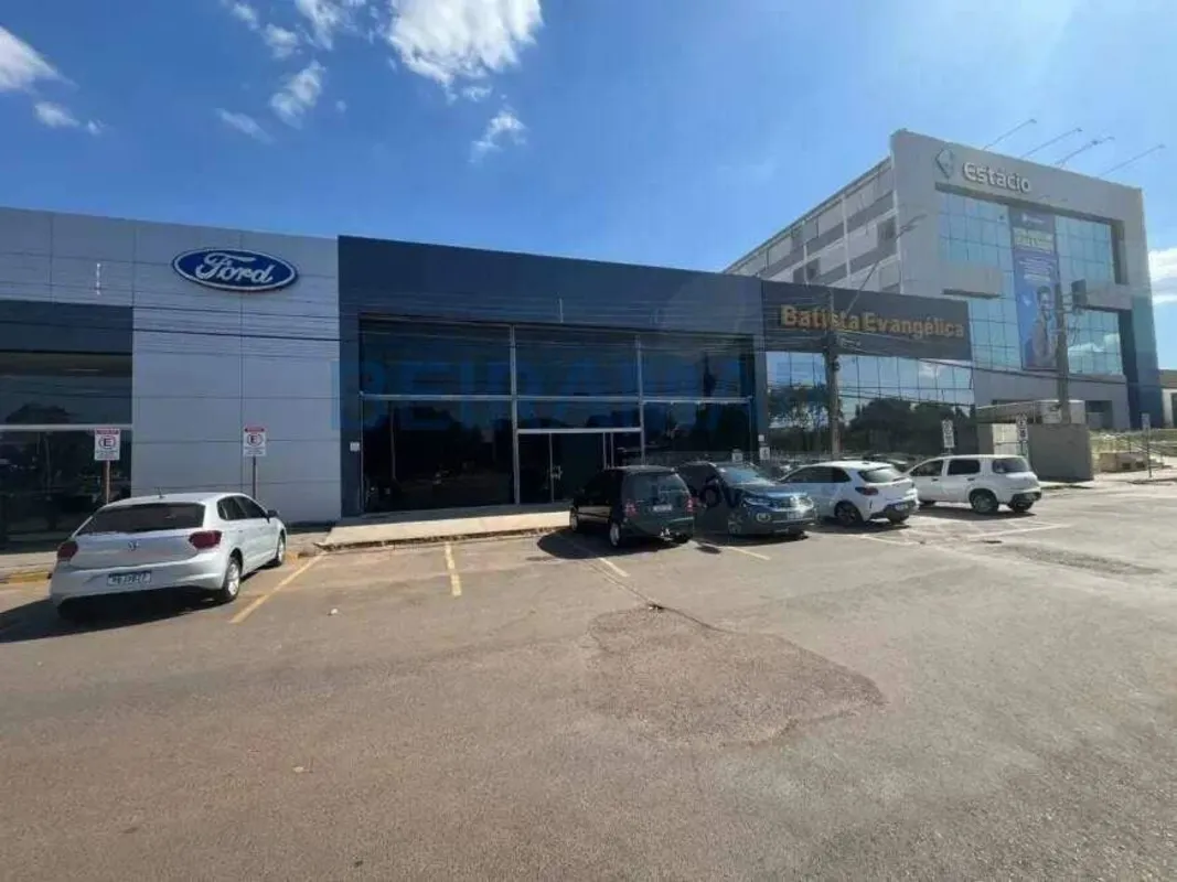 OPORTUNIDADE ÚNICA NO PISTÃO SUL - IMÓVEL CORPORATIVO DE 1.500m² PARA LOCAÇÃOSe ...