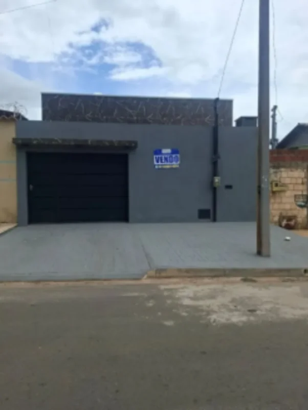 Residência projetada com fino acabamento, excelente bom gosto e materiais de qua...