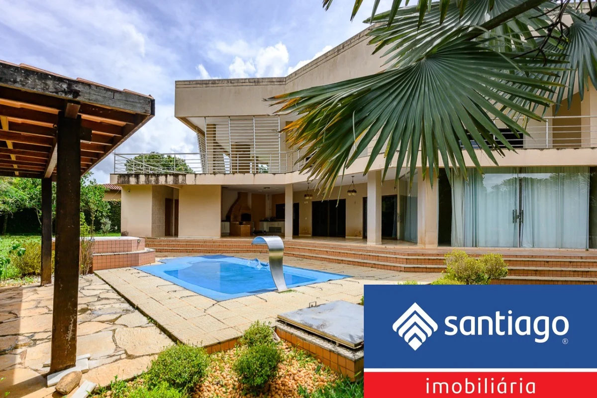 SANTIAGO IMOBILIÁRIA VENDE EXCELENTE CASA NA SMPW 17 PARK WAYCasa com dois pavim...