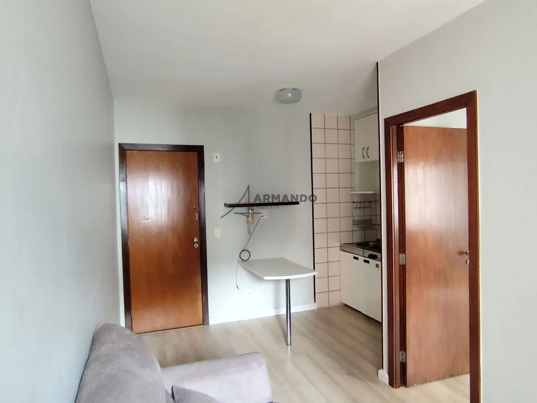 Kitinete prática e aconchegante no Sudoeste!Excelente oportunidade para quem bus...