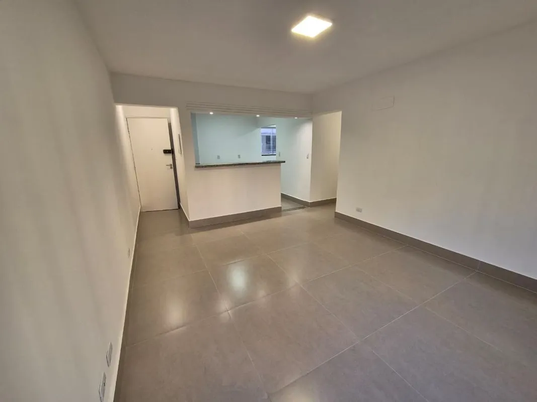 Apartamento 3 quartos 91m2 Ed. Laguna St. Bueno Localizado no coração do Setor B...