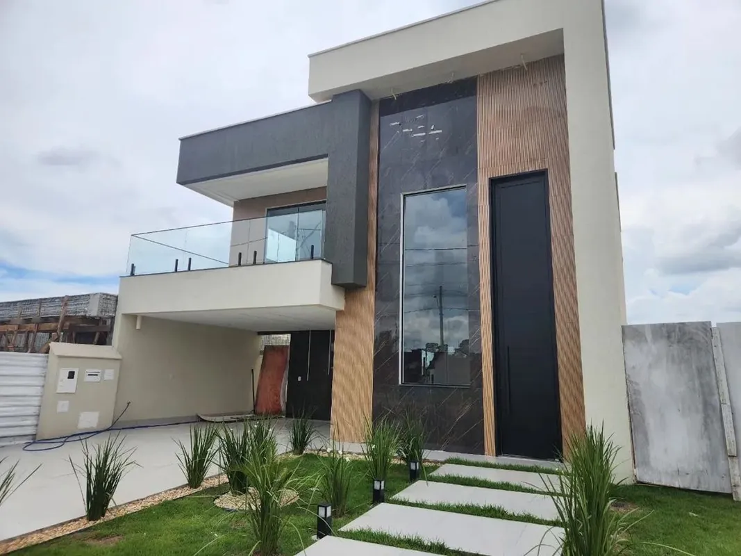 VILLAGGIO TOSCANA | SOBRADO ALTO PADRÃO •Terreno: 355 m²•Construção: 248 m²•4 su...