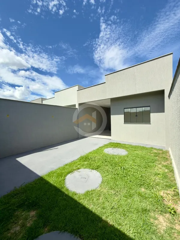  Jardim Dom Bosco - Aparecida De Goiânia. 84m² de construção 180m² área do lote ...