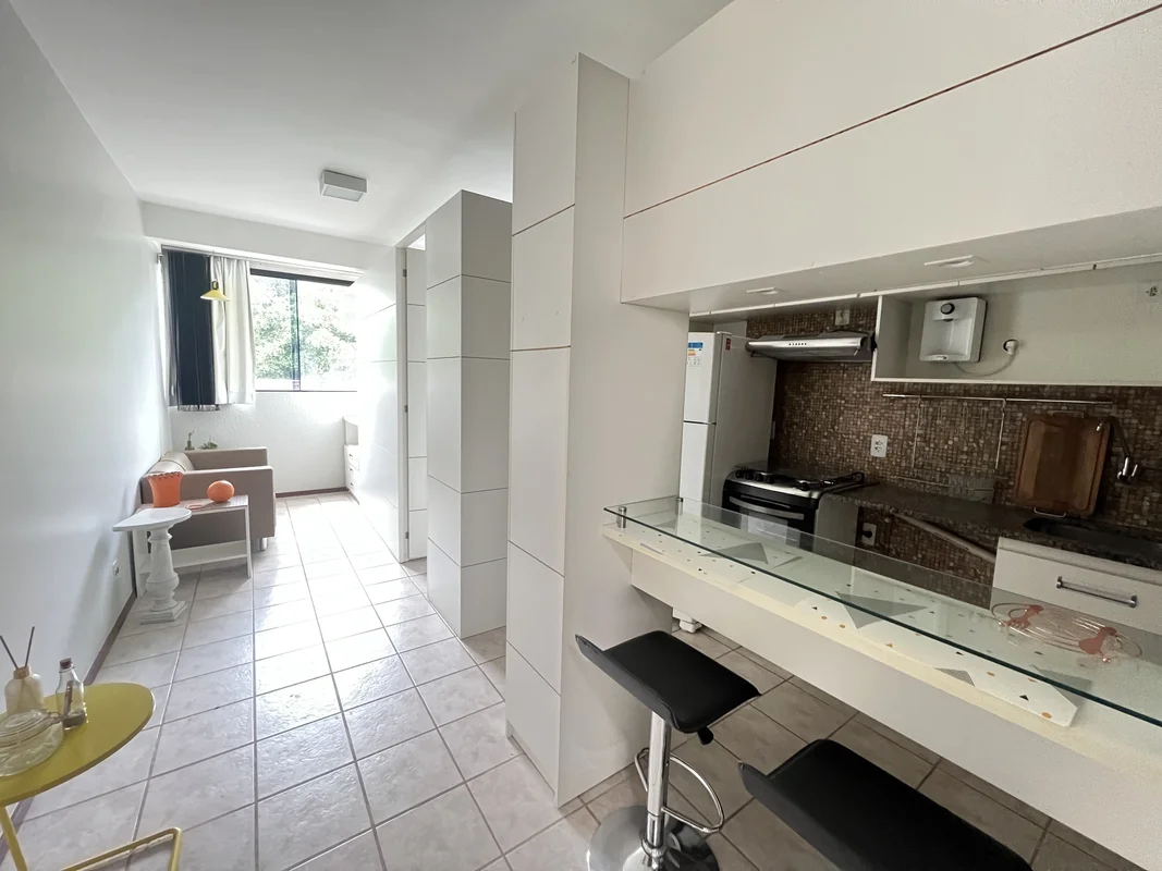 Ótima kitnet na melhor localização do sudoeste (atras do batalhão da PM). 100% m...