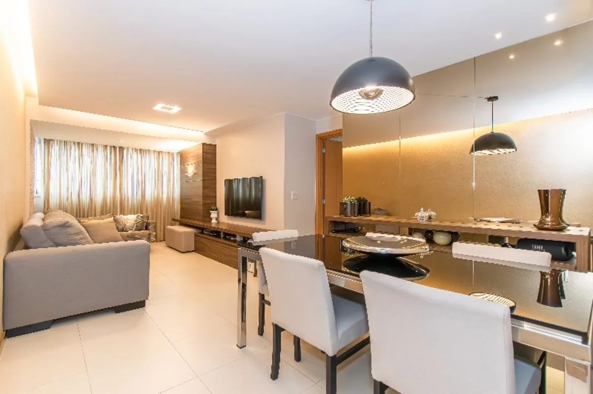 A MY HOUSE IMOBILIÁRIA VENDE: PIAZZA DI ITALIABELÍSSIMO APARTAMENTO DE ALTÍSSIMO...