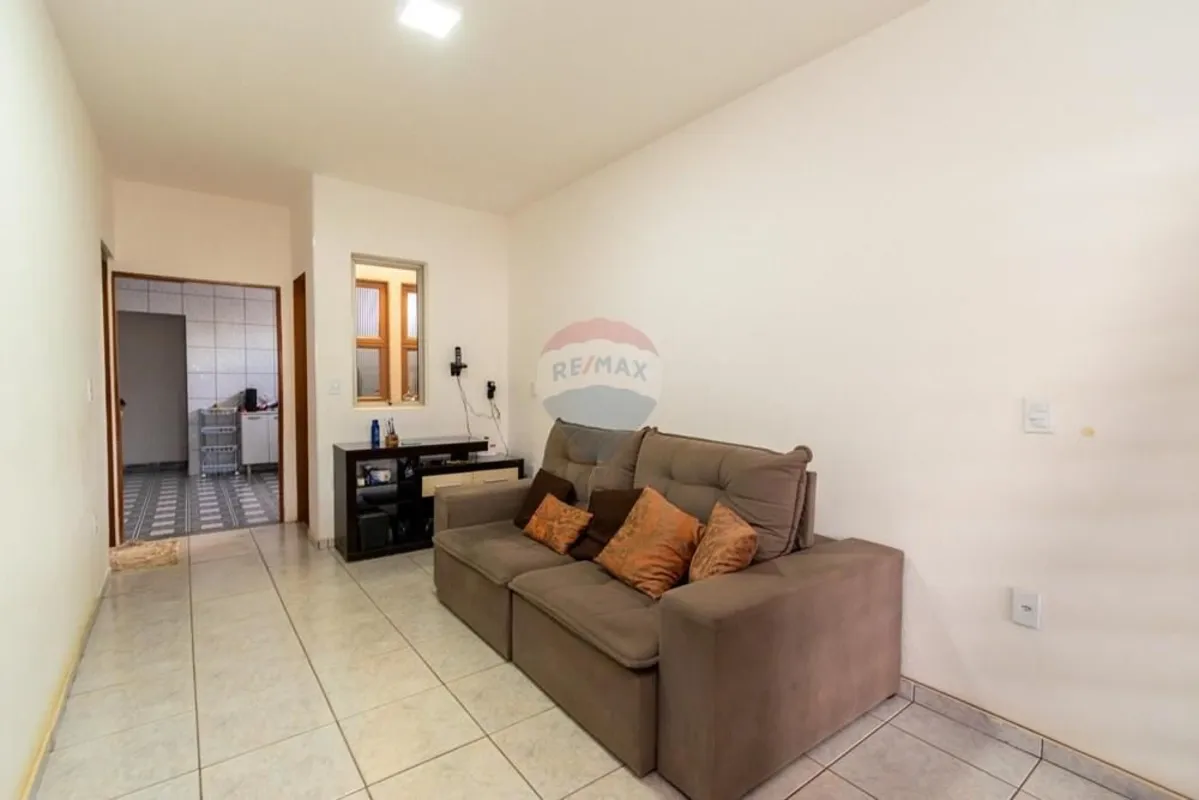 Descubra o lar dos seus sonhos nesta charmosa casa localizada em Ceilândia Sul, ...