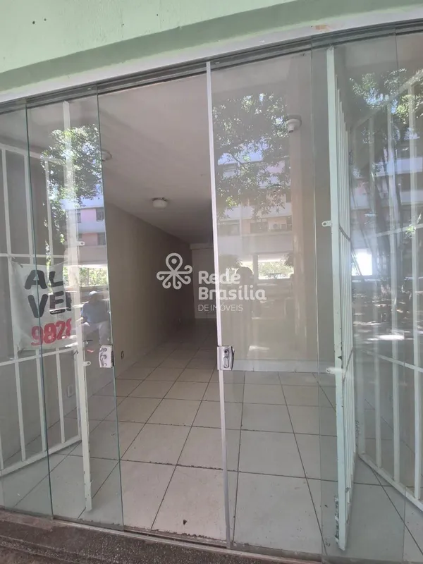Vendo loja comercial na 114 Norte - excelente oportunidade.Loja à venda na comer...