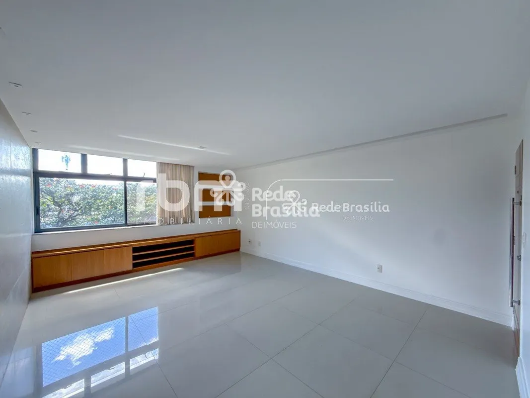 Apartamento de canto reformado com projeto arquitetônico - pronto para morar- 3 ...