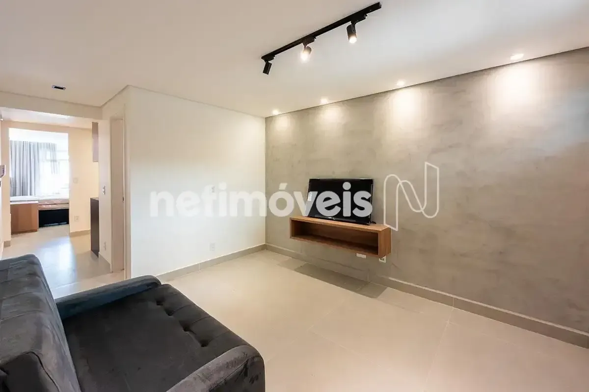 Apartamento 01 quarto reformado | Asa NorteA CLN 314 se destaca pela localização...