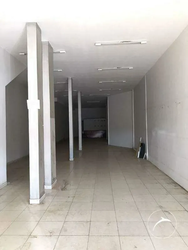 Loja Comercial QNE 27 Térreo - 01 LojaDescrição do imóvel:- Ampla loja, com 120m...