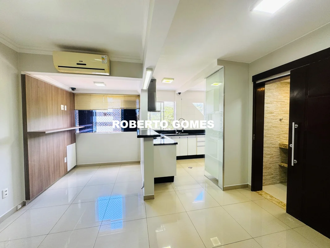 Conheça este lindo apartamento à venda na SQSW 303. Com uma vista livre para den...