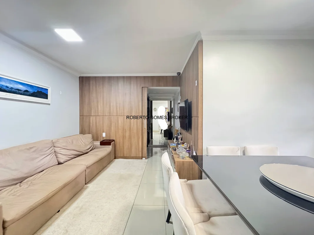 Conheça este lindo apartamento à venda na SQSW 303. Com uma vista livre para den...