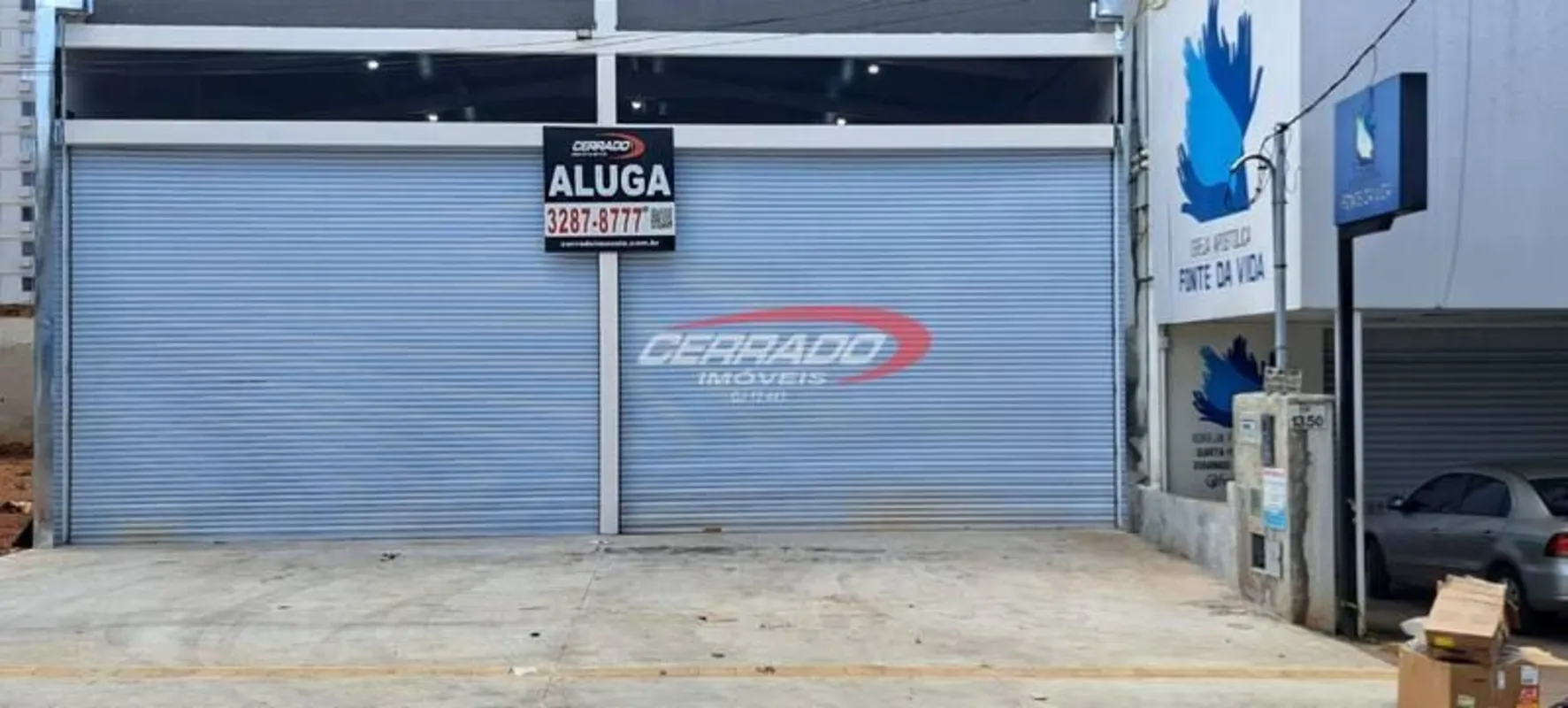 Galpão novo com 316 m², mezanino no fundo, 2 banheiros, piso usinado, telhas iso...