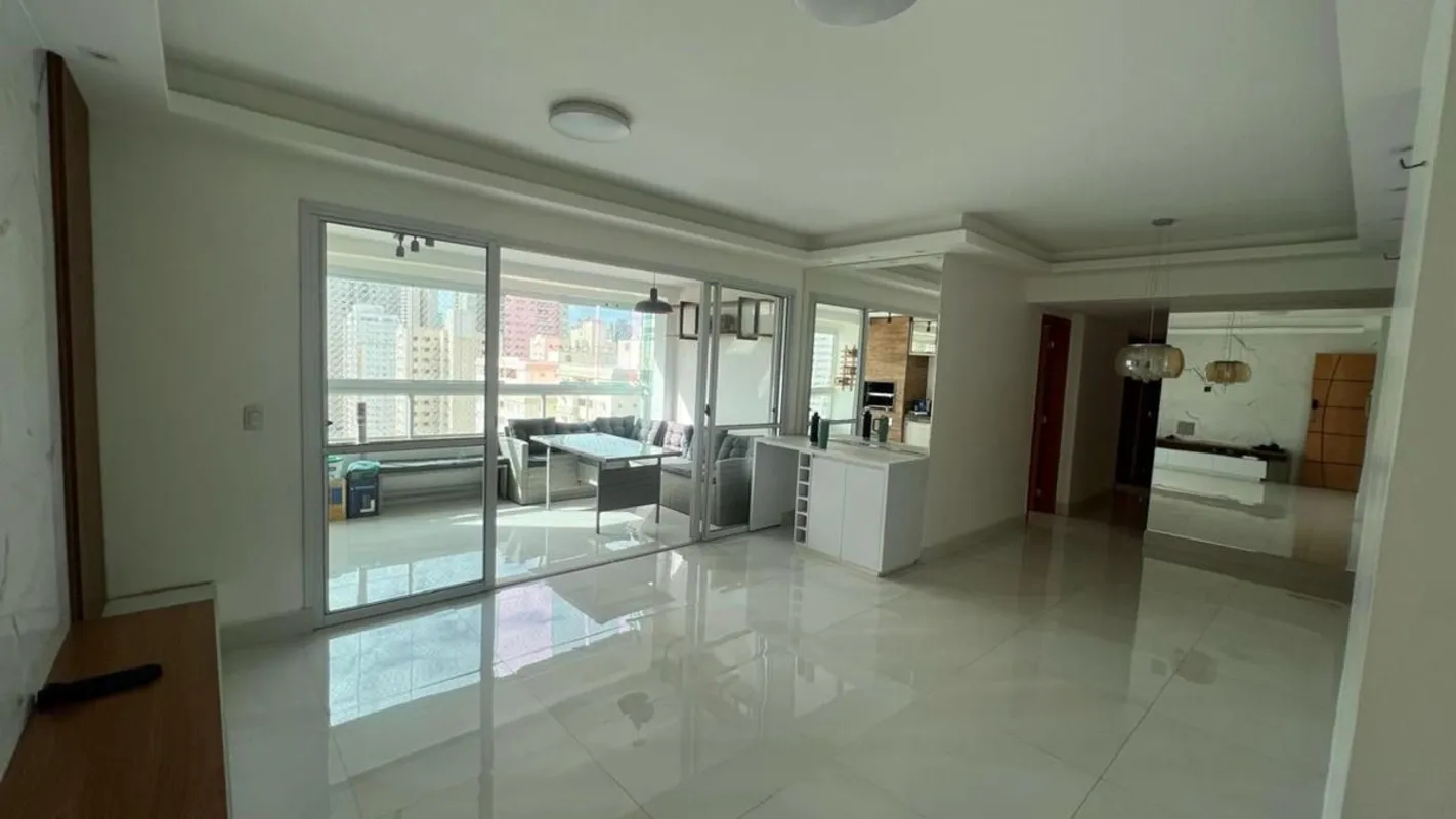 Apartamento Alto Padrão com 3 Suítes No Setor Bueno Varanda Gourmet Com 2 Vagas ...