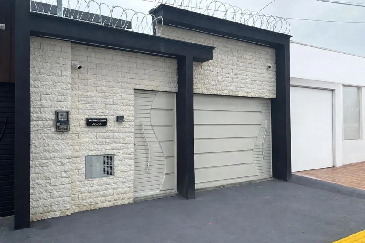 Casa à venda no Jardim Vila Boa, em Goiânia, com projeto moderno e excelente apr...