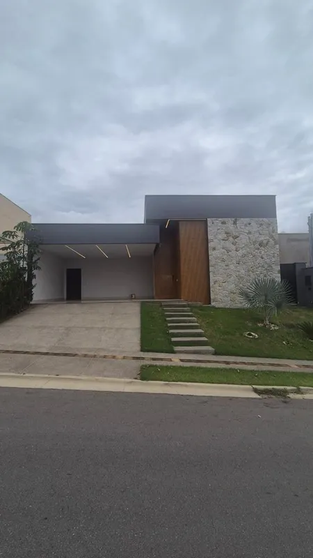 Casa à venda no Jardins Bolonha, com projeto moderno, fachada imponente e sala c...