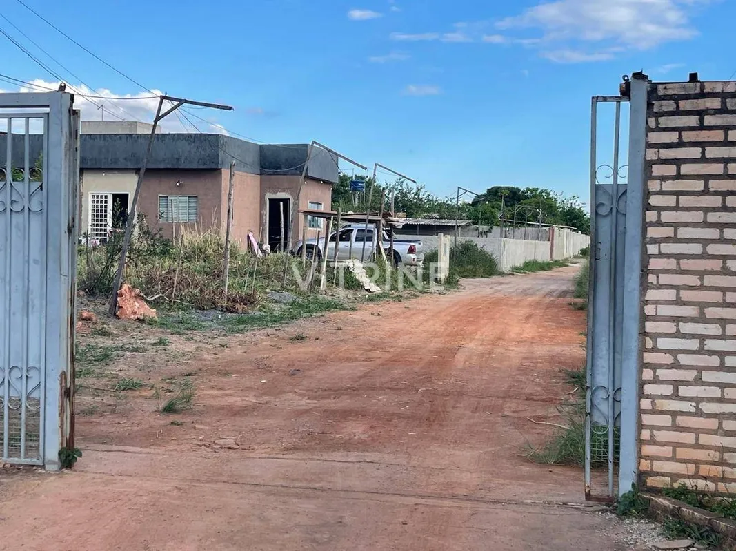 CONDOMÍNIO RESIDENCIAL PARAÍSO- ATRÁS DO DETRAN-PONTE ALTA NORTE-GAMA/DF. LOTE E...