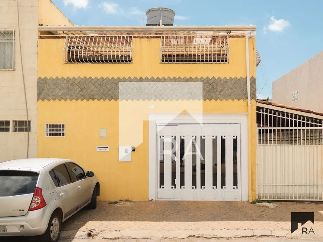 CASA DISPONÍVEL PARA VENDA OU LOCAÇÃO - OPORTUNIDADE NA ASA SUL!Localização priv...