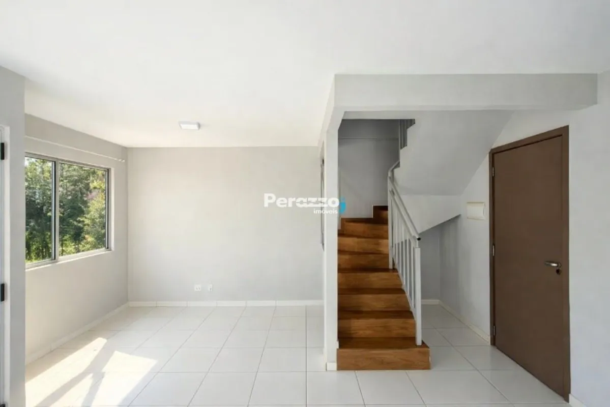 Excelente casa de 3 quartos sendo 01 suíte, localizada na QC 06 do Jardins Mangu...