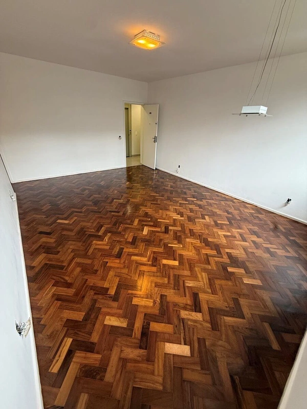 Conheça este apartamento de 3 quartos na SQS 102 Bloco D, ASA SUL, Brasília, uma...