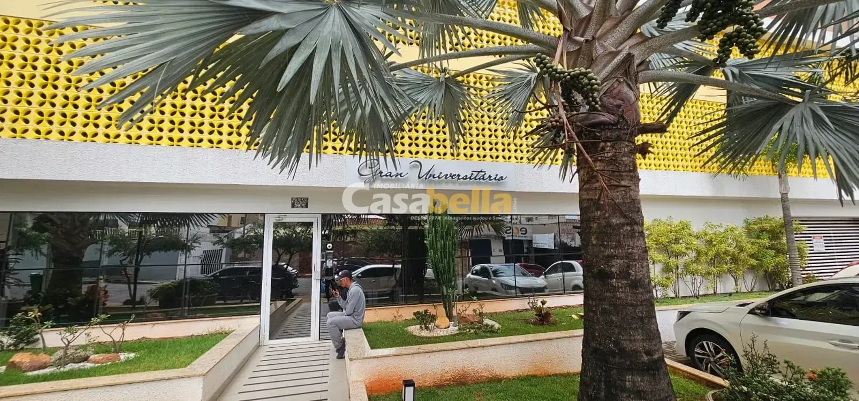 Elegante apartamento à venda no Setor Leste Universitário, em Goiânia. Construíd...