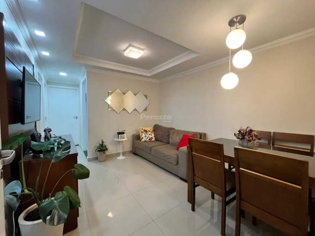 Ótimo Apartamento localizado no Jardins Mangueiral na QC 04 por R$385.000,00O Co...