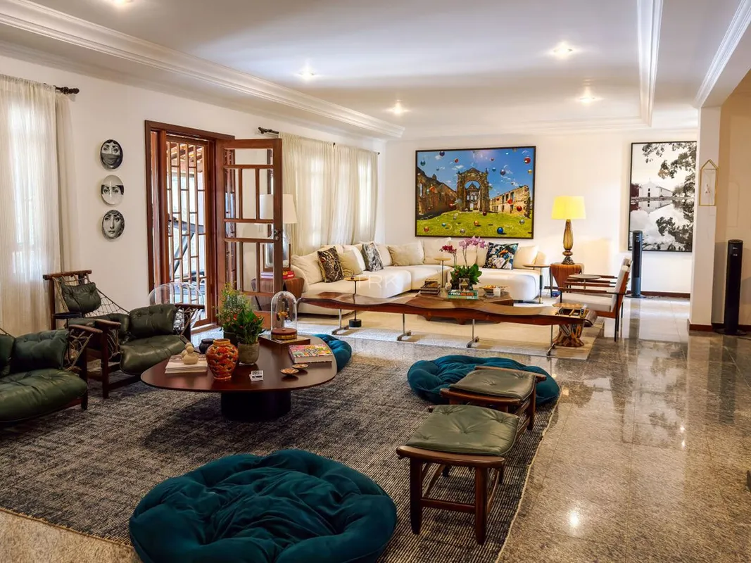 Casa com 4 suítes para locação na SHIS QI 13, Lago Sul - Brasília.5 experiências...