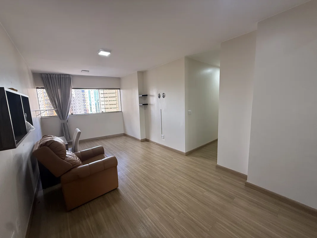 Descubra um apartamento perfeito para sua nova fase: localizado na Quadra 102, N...