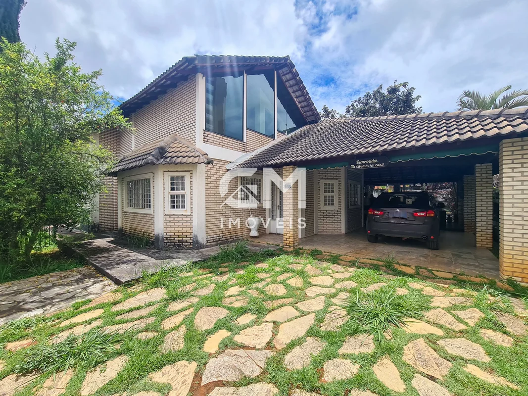 A GM vende excelente casa no Condomínio Vivendas Serrana, Setor Habitacional Con...