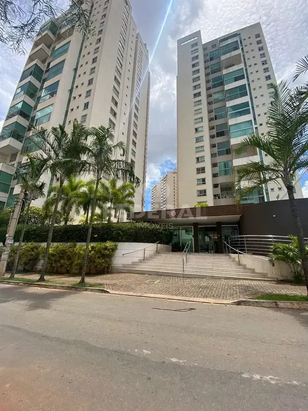Apresentamos este atraente apartamento padrão localizado no cobiçado bairro Jard...