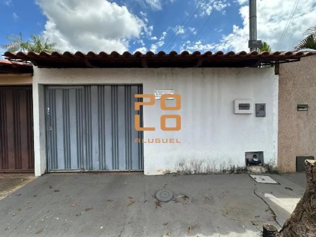 Casa para alugar no Setor Residencial Pilar dos Sonhos, com 100 m². Possui 2 qua...