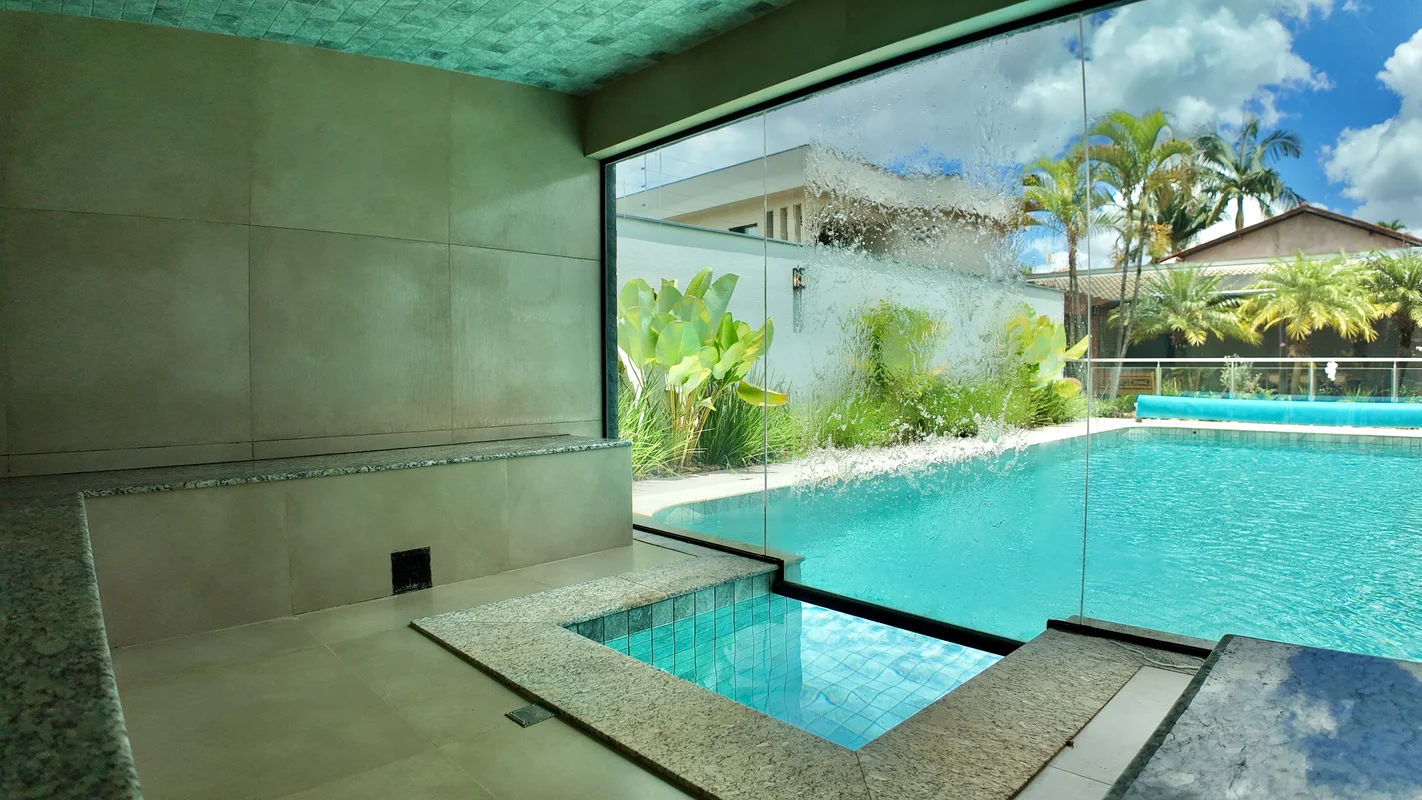 Casa 5 suítes LindíssimaExcelente oportunidade em uma das melhores ruas de Vicen...