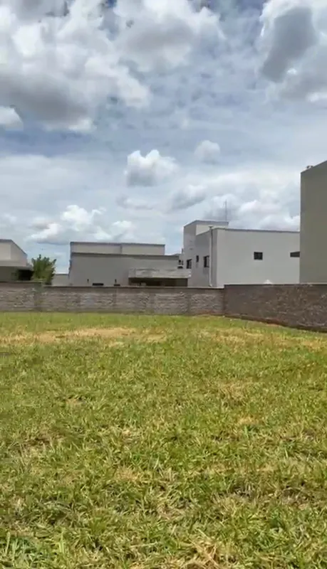 Parqville Jacarandá Lote no loteamento Parqville Jacarandá, com 312,00 m² 12,00 ...