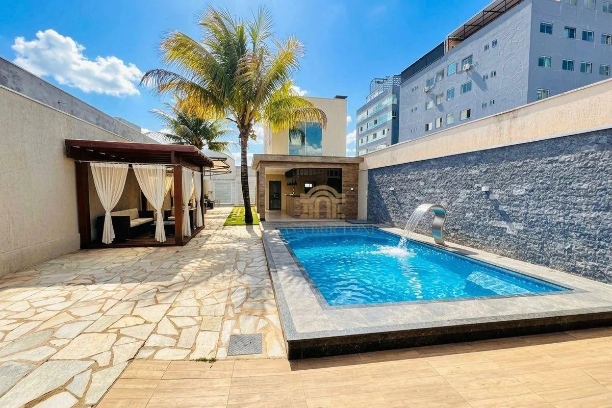 CASA RUA 3 VICENTE PIRES 4 QUARTOS PISCINA AQUECIDA ÁREA GOURMET NÃO FINANCIACas...