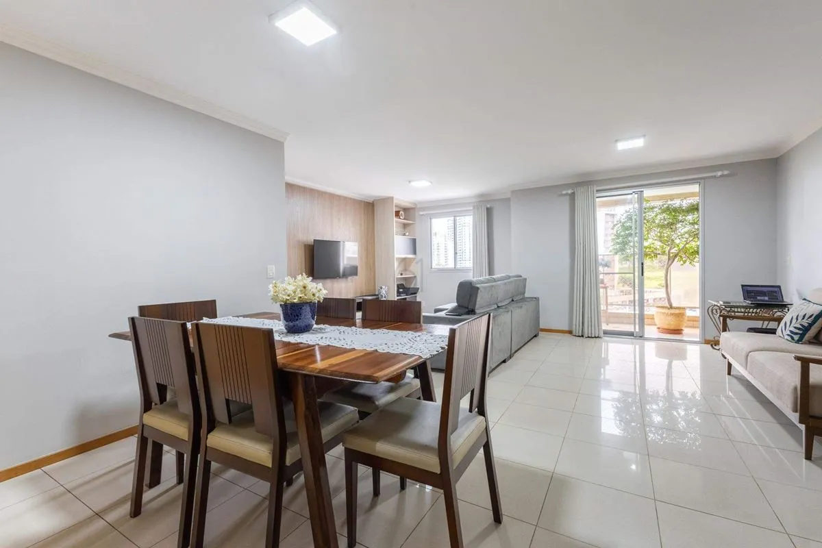 VIA PARADISO | 3 QUARTOS | VARANDA | 1 VAGA COBERTAExcelente apartamento de cant...