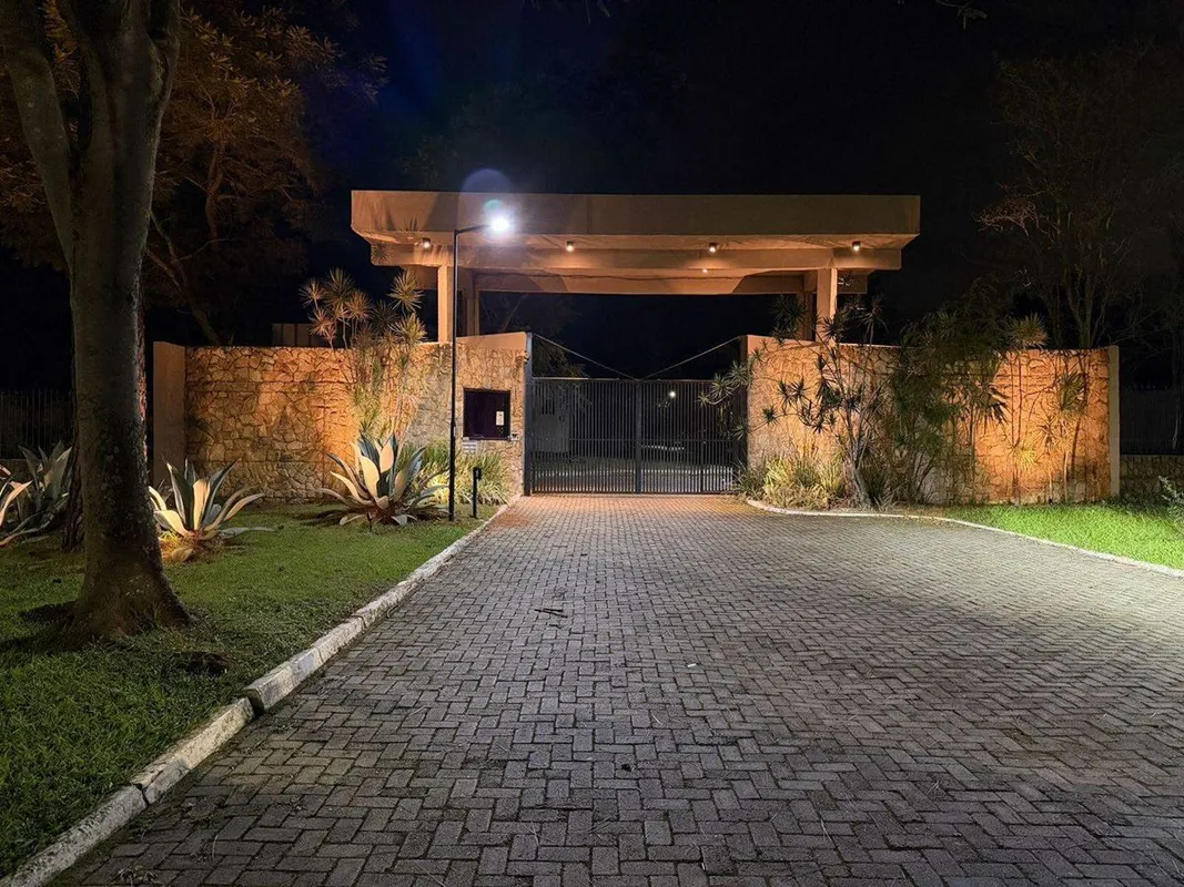 SMPW QD 17 - FRAÇÃO COM ÁREA VERDE NO PARK WAY.Exclusividade e natureza no melho...