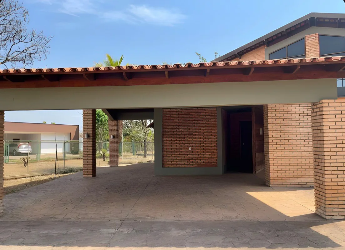 Leniér Curadoria Imobiliária vende Casa Térrea – Park Way | BrasíliaResidência a...