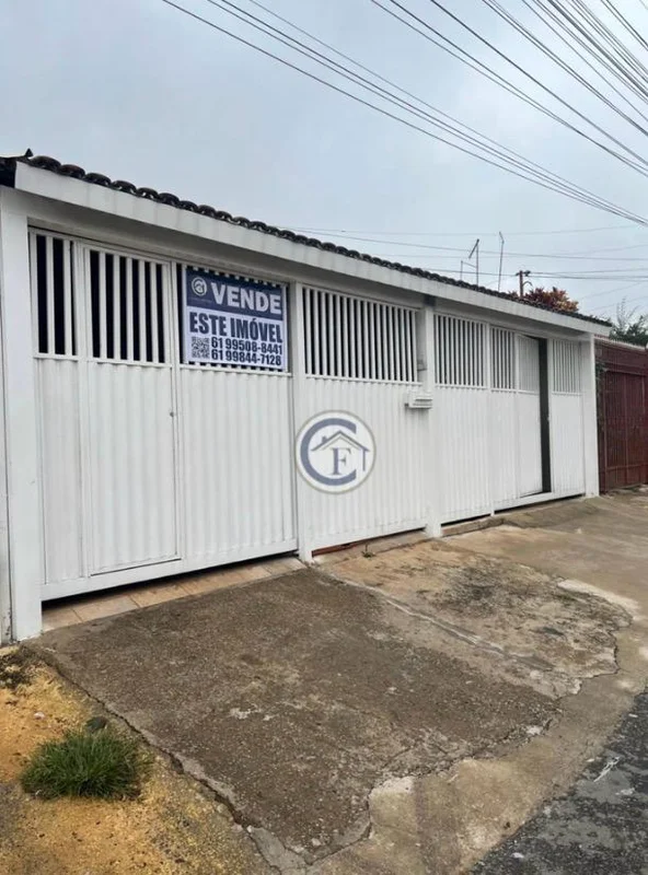 FRANCISCA COLARES ESCRITÓRIO IMOBILIÁRIOVENDE: CEILÂNDIA – QNO 17, CONJUNTO 40Co...