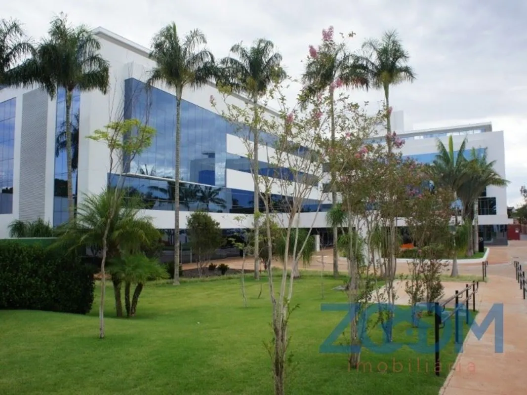 EXCELENTE SALA - SGAN 915 BLOCO B - ED GOLDEN OFFICE - PORCELANATO - COM AR COND...