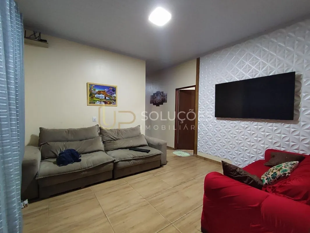 3 Quartos | 2 Vagas | Churrasqueira | Terreno: 900m² | Construção: 180m² | Valor...