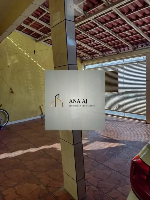 ANA IMÓVEIS ANUNCIA:OPORTUNIDADE: SOBRADO NA QR 212 SAMAMBAIA NORTE. BEM DIVIDID...