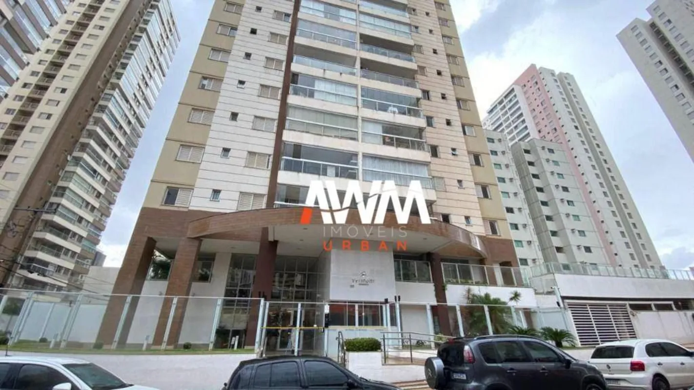 Apartamento mobiliado, 3 suítes plenas, sala, sacada frontal com vista definitiv...