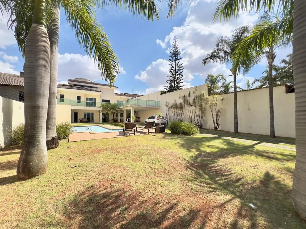 LEÕES DA CORRETAGEM VENDE O IMÓVEL QUE VOCÊ PROCURAMansão Moderna A Melhor Opção...