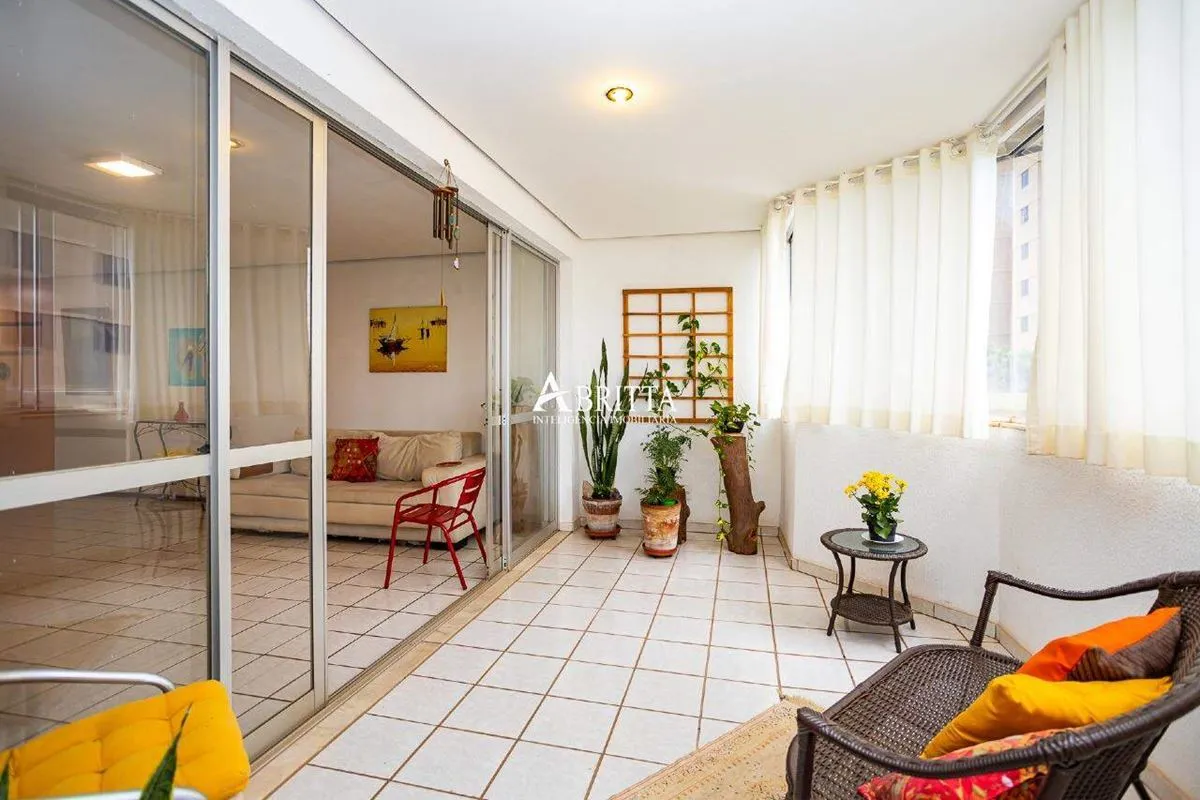 Conforto e segurança em uma das melhores localizações de Águas Claras, na Quadra...