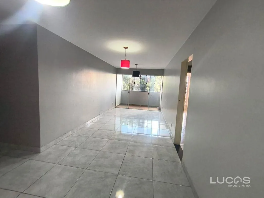 Vendo apartamento na CSB 08, Edifício Marília, Taguatinga Sul - D.F Aceita Finan...